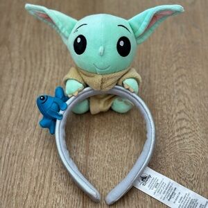 The Child Grogu Mandalorian Baby Yoda Bounty Star Wars Disney Parks Headband